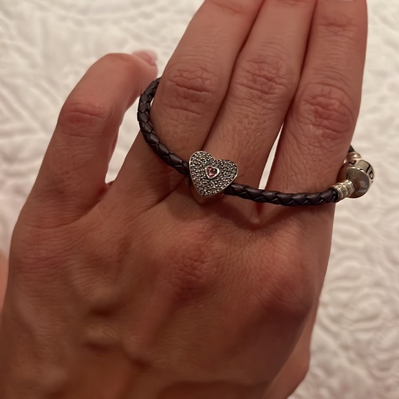 Leather Pandora Bracelet and charm set - Picture 2 of 3